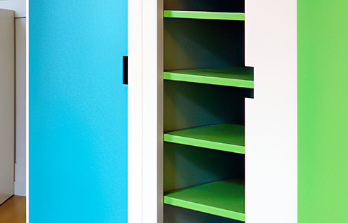 Abbildung 2 Abbildung Kindermöbel 02: Schrank mit Schiebetüren